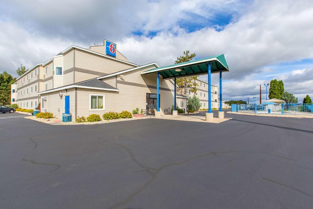 Motel 6-Baraboo, Wi - Lake Delton-Wisconsin Dells Dış mekan fotoğraf