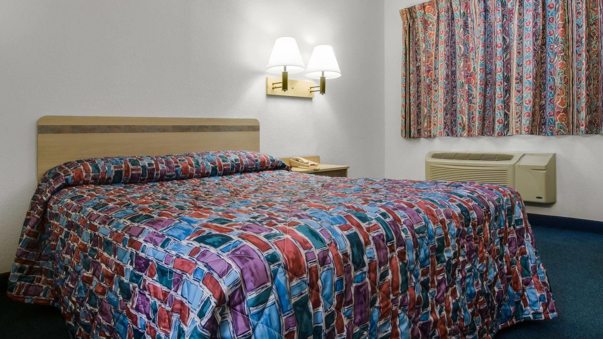 Motel 6-Baraboo, Wi - Lake Delton-Wisconsin Dells Dış mekan fotoğraf